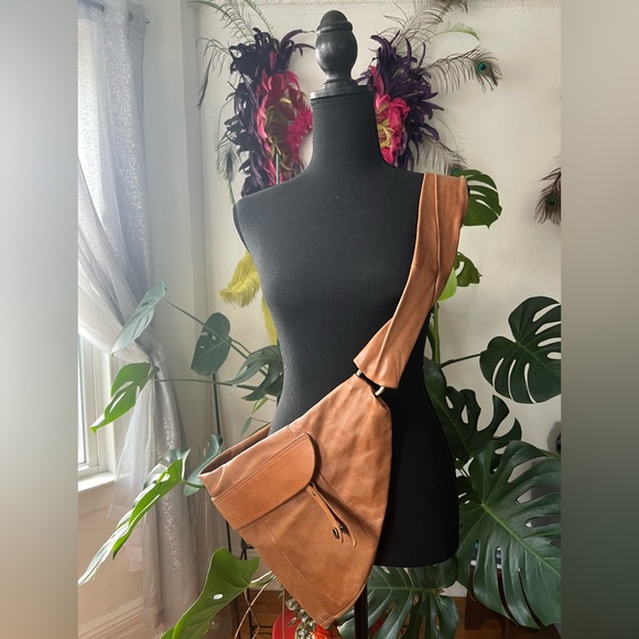 A.S.98 Mega Sling/Crossbody. EUC - Picture 3 of 8